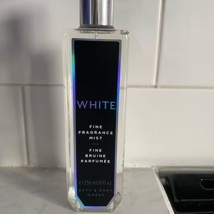 *RARE* Bath and Body Works White Body Mist 8 oz